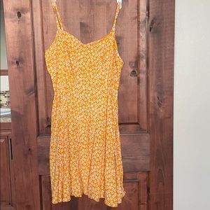 Yellow old navy sundress